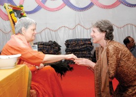 Swamiji and SheynaPurna (Sandy) Peace